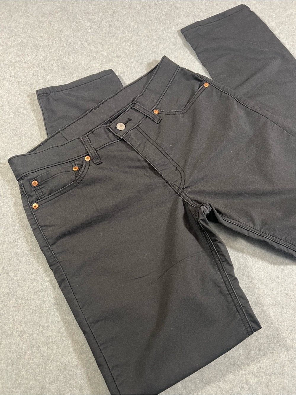 Men's Black Levi’s Straight Fit lightweight Jeans